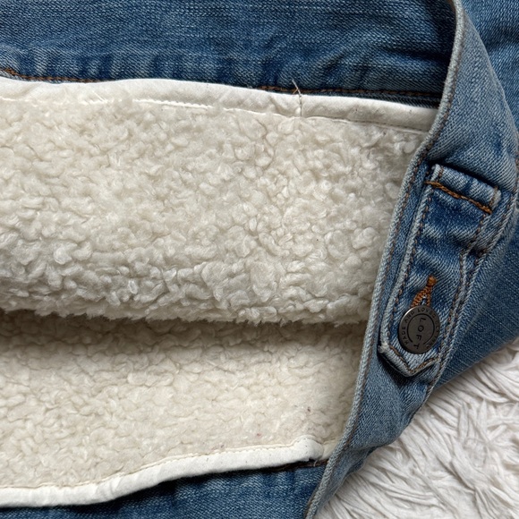 🎉2X HP🎉 Loft Jean Jacket with Sherpa Lining 💗 Blue & Ivory - Picture 13 of 15